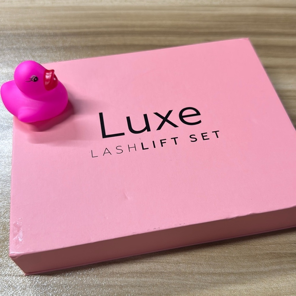 Luxe Cosmetics Lash Lift Kit Complete Set for Eyelash Lifting Long Lasting